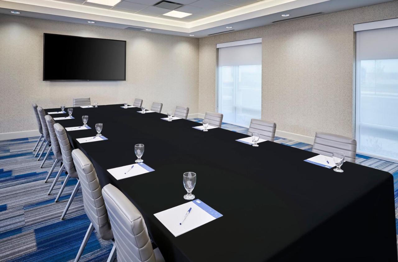 Holiday Inn Express & Suites Windsor East - Lakeshore By Ihg Tecumseh エクステリア 写真