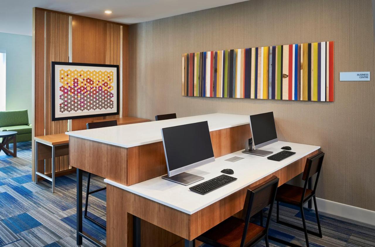 Holiday Inn Express & Suites Windsor East - Lakeshore By Ihg Tecumseh エクステリア 写真